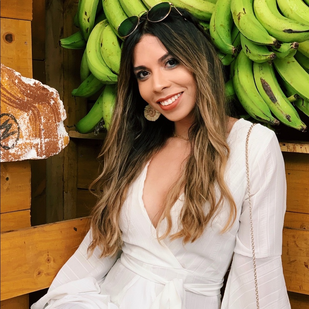 Meet your Posher, Valeria